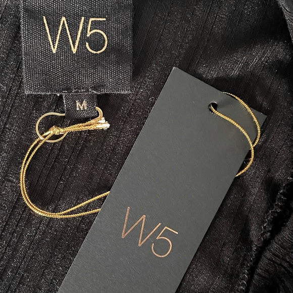 W5 Black Rib Open Back Top - Picture 5 of 8